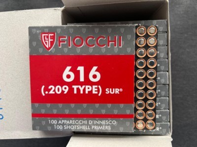 NEW IN THE BOX FIOCCHI 616 (.209 type) 1000 SHOTSHELL PRIMERS - Image 4 of 4