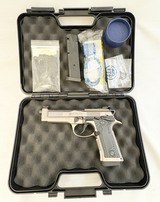 Beretta
92X Performance 9mm with accessories - 1 of 3