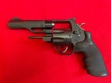 Smith & Wesson Performance Center Model 327 TRR8 .357 - 2 of 4