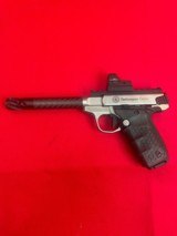 Smith & Wesson Victory Target Performance Center - 2 of 4