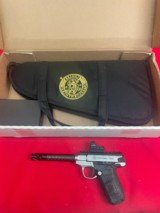 Smith & Wesson Victory Target Performance Center - 1 of 4
