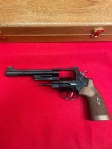 Smith & Wesson 29-10 .44 - 3 of 4