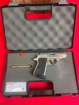 Walther PPK\S .380 - 2 of 2
