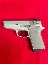 Smith & Wesson - 5 of 6