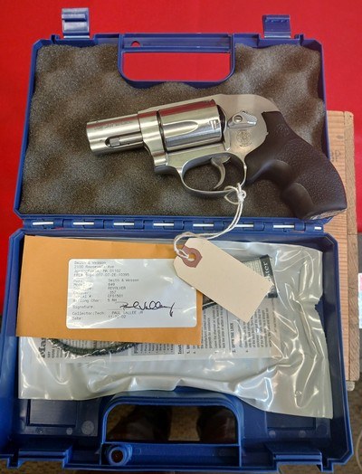 Smith & Wesson 649-5 2.5