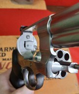 Smith & Wesson 629-5 Classic 8 3/8
