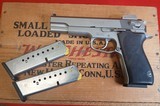 Smith & Wesson 1006 10mm - 1 of 3