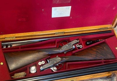 Exceptionnal 1906 Pair of lightweight self opening 16 gauge PURDEY Shotguns