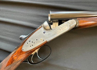 HOLLAND AND HOLLAND, 1900's Royal sielocks ejectors, 20 Gauge compsed Pair. - Image 2 of 15