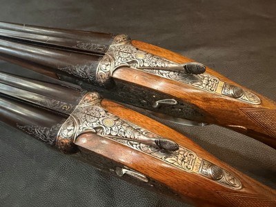 Exceptional pair of Holland & Holland shotguns, 20 gauge, Royal De Luxe, 1998 - Image 7 of 10