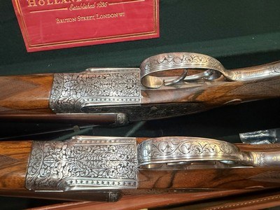 Exceptional pair of Holland & Holland shotguns, 20 gauge, Royal De Luxe, 1998 - Image 4 of 10