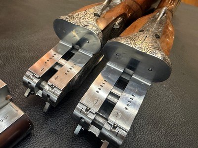 Exceptional pair of Holland & Holland shotguns, 20 gauge, Royal De Luxe, 1998 - Image 9 of 10