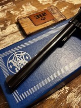 SMITH & WESSON 17-4 Revolver
Cal:22 LR Revolver - 9 of 11
