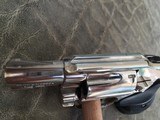 Smith & Wesson Model 49 Bodyguard
.38 Special
Nickel
2 INCH - 2 of 10