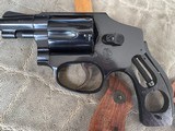 SMITHANDWESSONMODEL40HAMMERLESS , PINNEDBARREL , DOUBLEACTIONREVOLVER.38SPECIAL - 9 of 20