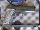 Wilson Beretta Compact Carry 9mm
**NIB** - 2 of 14