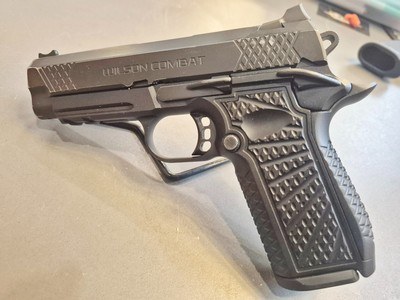 Preowned Wilson Combat SFX9 - Image 2 of 4