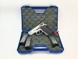 Smith Wesson performance Center, Shorty 40, 4006, 3.5” bbl, org box, collectible piece - 1 of 9