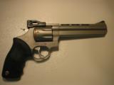 TAURUSM-608357MAGNUM8ROUNDS6.5