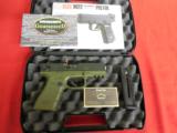 ISSC
M- 22,
22
L.R.
OD
GREEN,
10
ROUND
MAG,
THUMB
SAFETY,
FACTORY
NEW
IN
BOX - 1 of 15