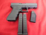 GLOCK
G-17,
AmeriGlo Sights,
17 TALO Edition
Fiber Optic,
TWO
17 ROUND
MAGS,
MAG
LOADER &
MORE - 4 of 15