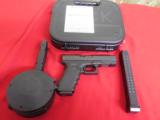 GLOCK
G-17,
AmeriGlo Sights,
17 TALO Edition
Fiber Optic,
TWO
17 ROUND
MAGS,
MAG
LOADER &
MORE - 12 of 15