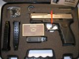 TAURUS
PT 24 / 7
G2
S / S
9-MM,
COMES
WITH
2 - 17
ROUND
MAGS
- 1 of 15