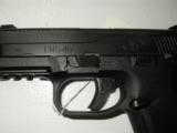 FNH FNS-40
PISTOLS ,
40 S&W
3- 14
ROUND MAGS,
AMBIDEXTROUS
SAFETY,
NIGHT COMBAT SIGHTS,
FACTORY
NEW
IN
BOX - 4 of 20