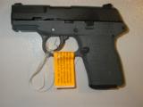 KEL-TEC
PF-9,
DAO,
9-MM,
SUB
COMPACT,
7 + 1
ROUND
MAG.
BLUED / GRAY.
FACTORY
NEW
IN
BOX - 3 of 12