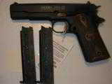 CHIAPPA
- 1911
-
22 L.R. - PISTOL,
2
-
10
+ 1- ROUND
- MAGS.,
BLACK
WITH
CASE
N.I.B.
AND
MORE. - 2 of 19