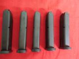 BERETTA
MODEL
92F
9-MM
15
ROUND
MAGS
MADE IN
ITALY - 2 of 10