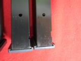 BERETTA
MODEL
92F
9-MM
15
ROUND
MAGS
MADE IN
ITALY - 6 of 10