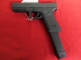 GLOCK,
FITS
ALL
9-MM,
GLOCKS ,
33
ROUND
EXTENDED
MAGS.
FULL METAL
LINED
- 2 of 13