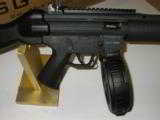 A T I,
GERMAN
SPORTS
GUN
(
GSG
522SDR )
22
L.R.
110
ROUND
DRUM - 9 of 25