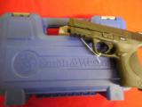 SMITH & WESSONM&P - 9 M.M.,3 - 17ROUNDMAGS,3 - GRIPS,CONBATSIGHTS,4.25