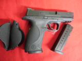 SMITH & WESSONM&P - 9 M.M.,3 - 17ROUNDMAGS,3 - GRIPS,CONBATSIGHTS,4.25