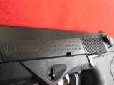 BERETTA
PX-4
STORM,
40 S&W
ON
SALE.
2 - 14
ROUND
MAGS,
COMBAT
SIGHTS,
Grips :3 Interchangeable Backstraps
NEW
IN
BOX - 5 of 16