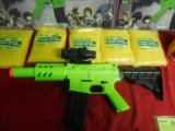 Z-77
ZOMBIE
PURGE
A.G.E.
FULL
AUTO
RIFLE,
200
FEET
PER
SEC.
HOLDS
500
ROUNDS
OF
6
M.M.
AIRSOFT
BB's - 14 of 15