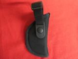 HIP - HOLSTER,
GUN
MATE,
SMALL
FRAME
PISTOLS,
UP
TO
2-1/4"
GUNS
NEW
IN
BOX - 3 of 10