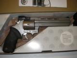 TAURUS
44
MAGNUM
MATTED
STAINLESS
STEEL
6.5 - 2 of 15