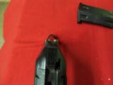 BERETTA
96D
40
S & W,
12 + 1
ROUND
MAGS,
(
3
MAGS
)
PRE
OWNED
IN
GREAT
SHAPE - 9 of 15