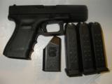 GLOCK
G- 19,
GENERATION
4,
9-MM
HAVE TWO WITH
CONSECUTIVE NUMBERS
COMBAT
SIGHTS
3
15 -
ROUND
MAGAZINES
FACTORY
NEW
IN
BOX - 10 of 15