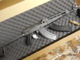 AK-47,
7.69X39,
MODEL
M70AB2T,
2 - 30
ROUND
MAGAZINES,
FOLDING
STOCK,
ALL
BLACK
N.I.B. - 1 of 15