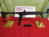 KEL-TECSUB2000,40 - S & W,NEWINBOX,TAKESGLOCKMAGAZINES,COMESWITH1-15ROUNDMAG&1 -31ROUNDMAGN.I.B - 2 of 15