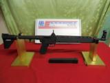 KEL-TECSUB2000,40 - S & W,NEWINBOX,TAKESGLOCKMAGAZINES,COMESWITH1-15ROUNDMAG&1 -31ROUNDMAGN.I.B - 1 of 15