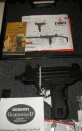 UZI,WALTHERS,22 L.R.20ROUNDMAG.ADJUSTABLESIGHTS,5