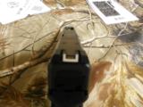 GLOCK
G-35
M.O.S.
THE
ALL
NEW
OPTIC
GLOCK
GUN,
40
S & W,
3 - 15
ROUND
MAGS,
NEW
IN
BOX - 6 of 11