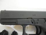 GLOCK
G- 19,
GENERATION
3,
9-MM,
COMBAT
SIGHTS,
2
-
15 -
ROUND
MAGAZINES
FACTORY
NEW
IN
BOX - 5 of 15