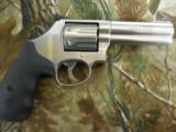 SMITH & WESSON
M-686 +
357
MAGNUM,
7 - SHOT
REVOLVER.
6"
BARREL
STAINLESS STEEL,
NEW
IN
BOX
- 3 of 15