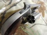 NORTH
AMERICAN
SIDEWINDER
MODEL MAA-SW
22
MAGNUM
MINI
REVOLVER,
5
SHOT
S / S
ROSEWOOD
GRIP,
1.6 "
BARREL
- 4 of 13